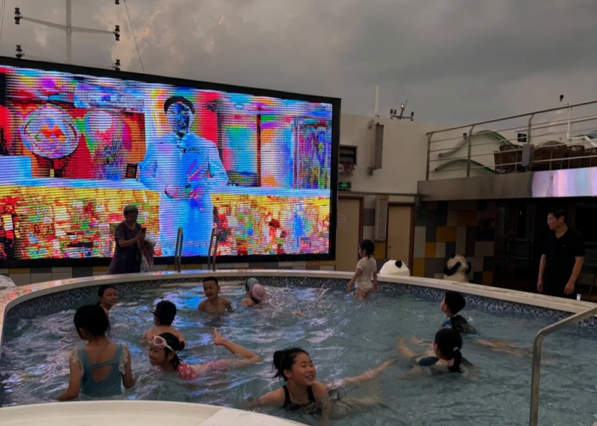 take Yangtze Cruise in Summer